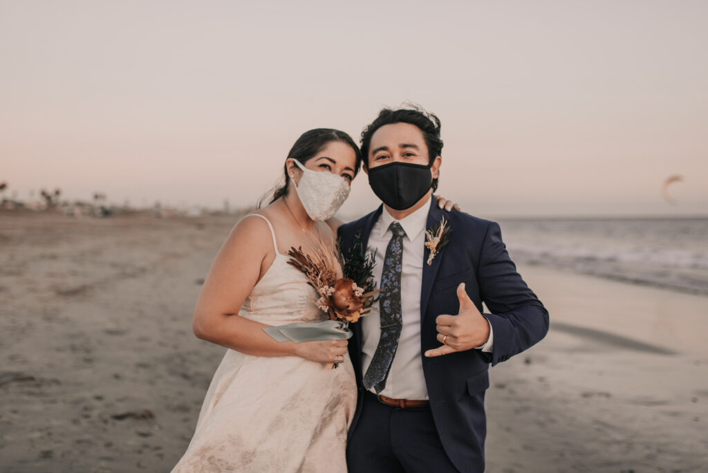 Custom bride and groom masks by @inkandinnuendos. Dried flowers by @thegoldengarden_ . Tie by @thetiebar. Zoom in to see the amazing details!